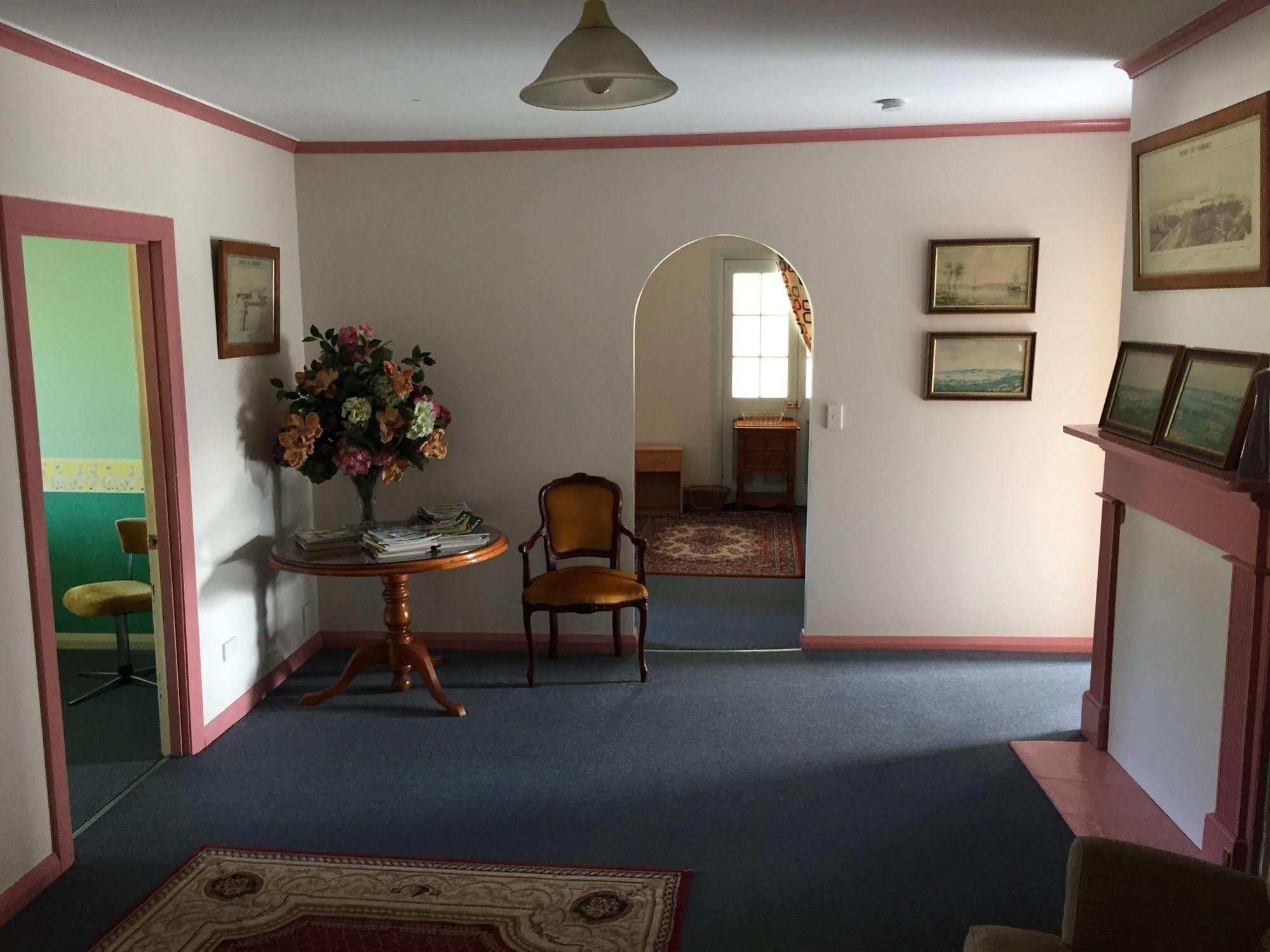 Riversdale Estate Cottages Cambridge Экстерьер фото